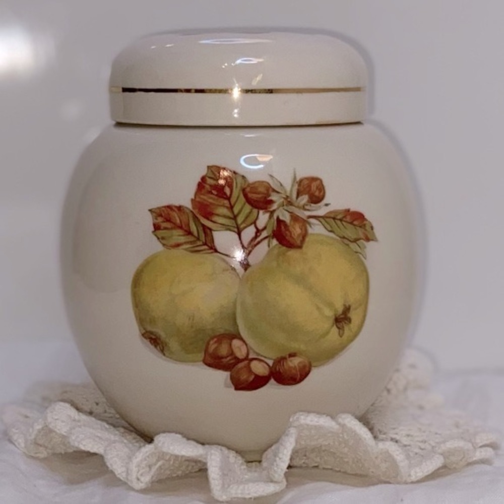 3/55$ Home Vintage Porcelain Jar with lid with apples, pear and pineapple design